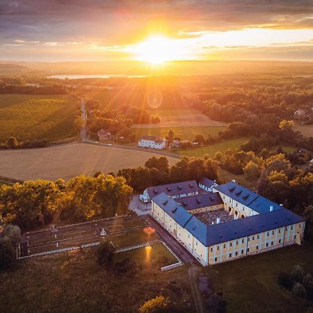 Château Rychvald Hotel Ngoại thất bức ảnh