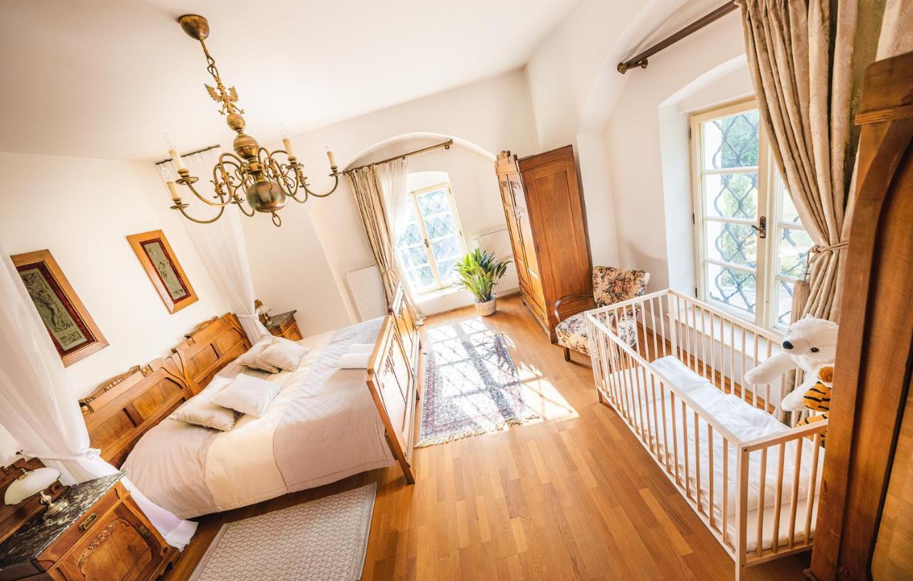 Château Rychvald Hotel Ngoại thất bức ảnh