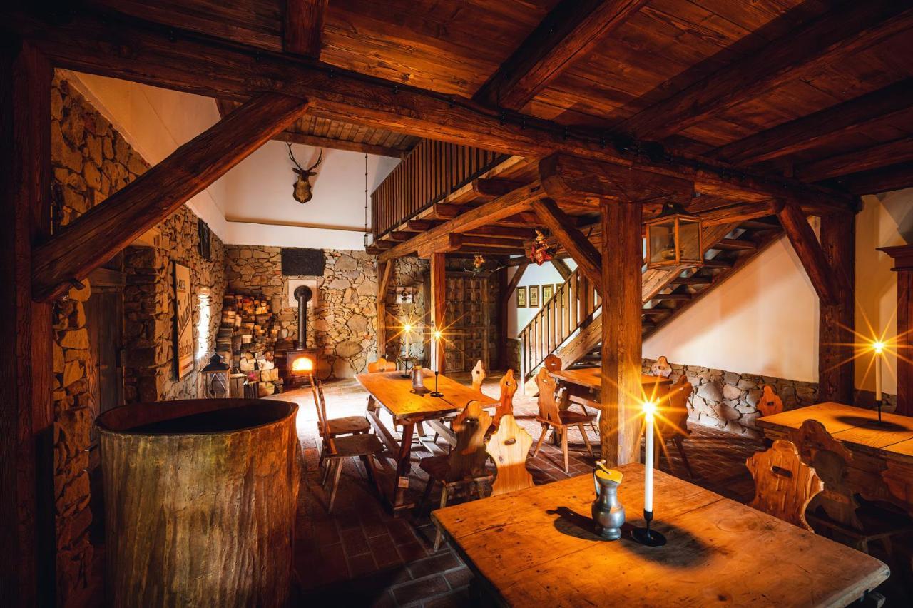 Château Rychvald Hotel Ngoại thất bức ảnh