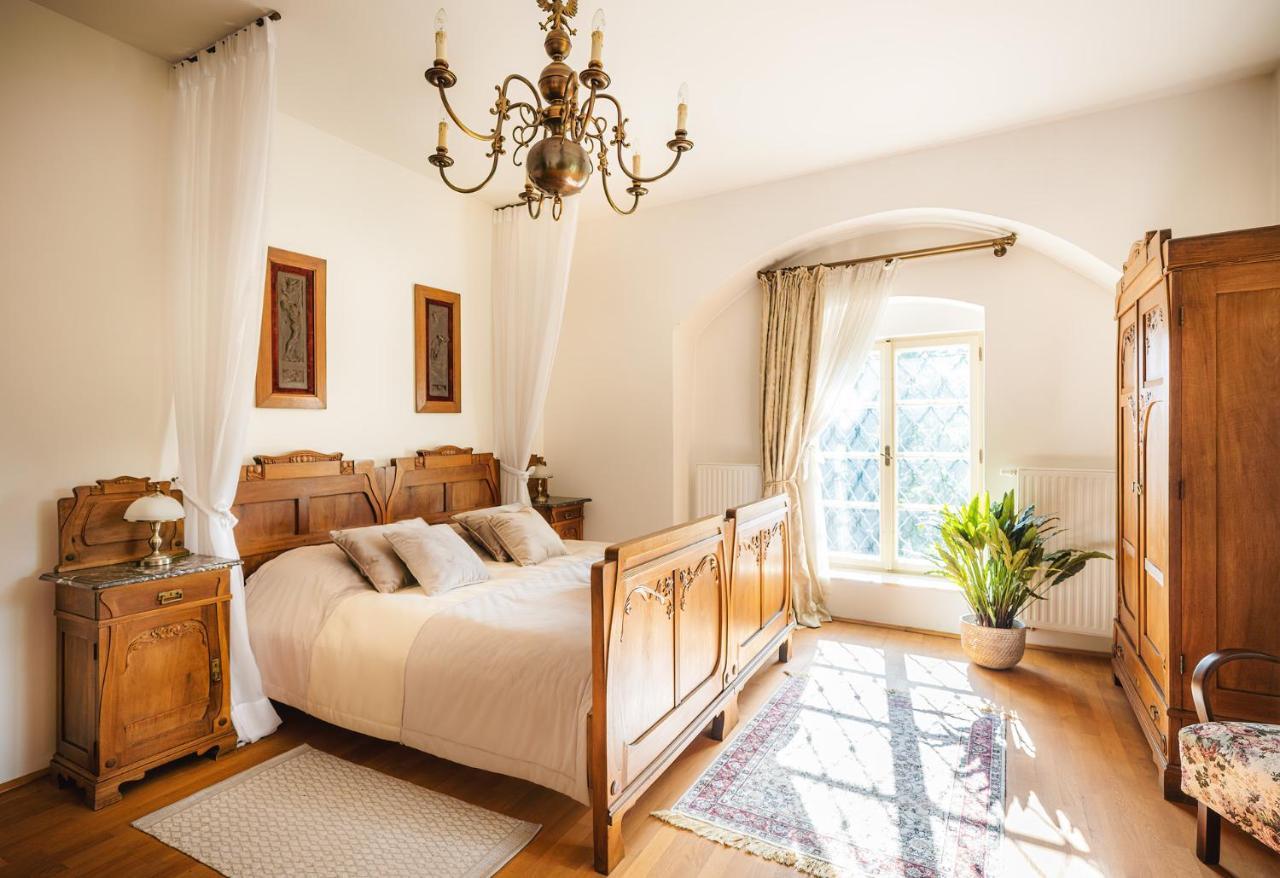 Château Rychvald Hotel Ngoại thất bức ảnh