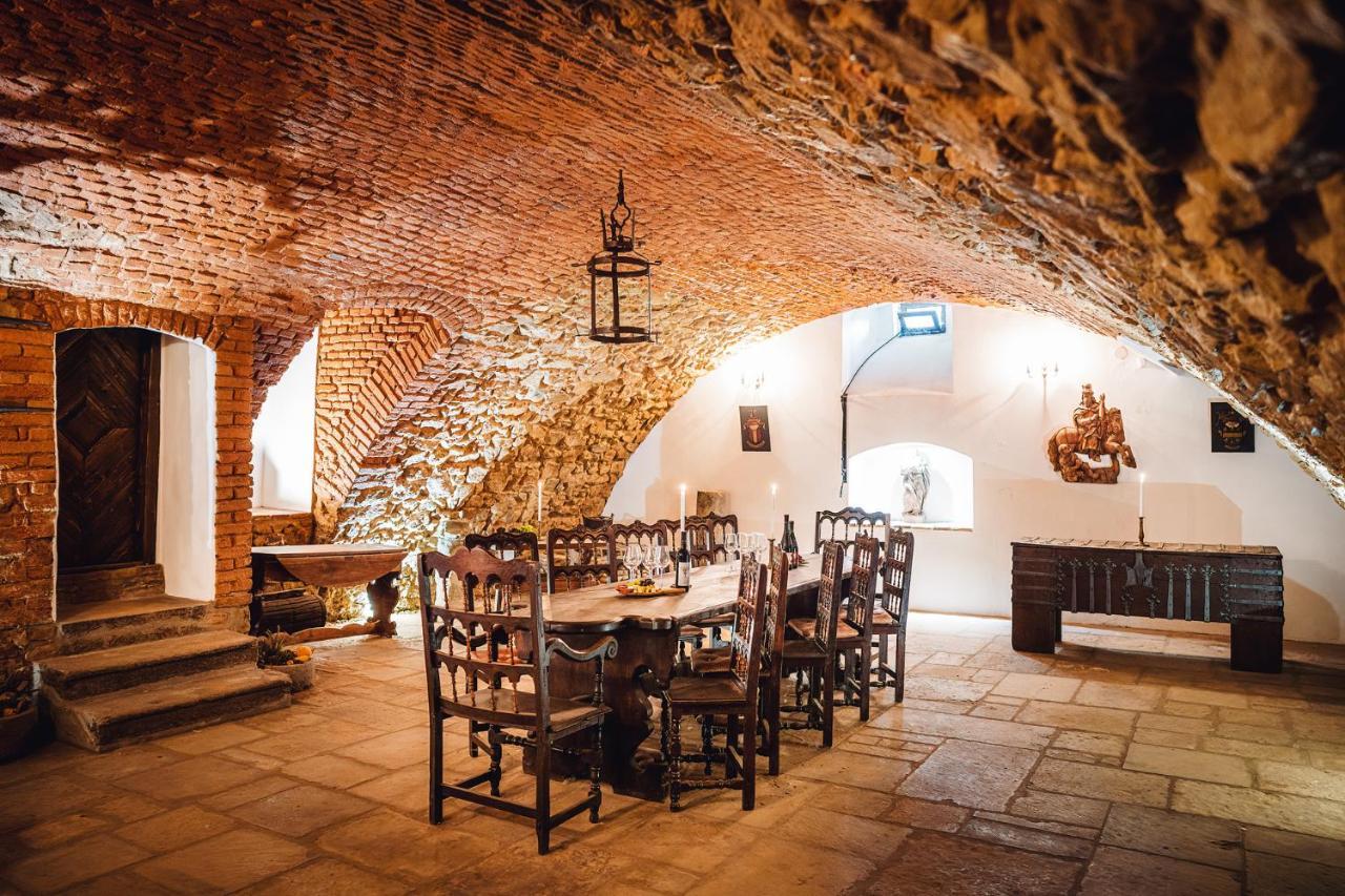 Château Rychvald Hotel Ngoại thất bức ảnh