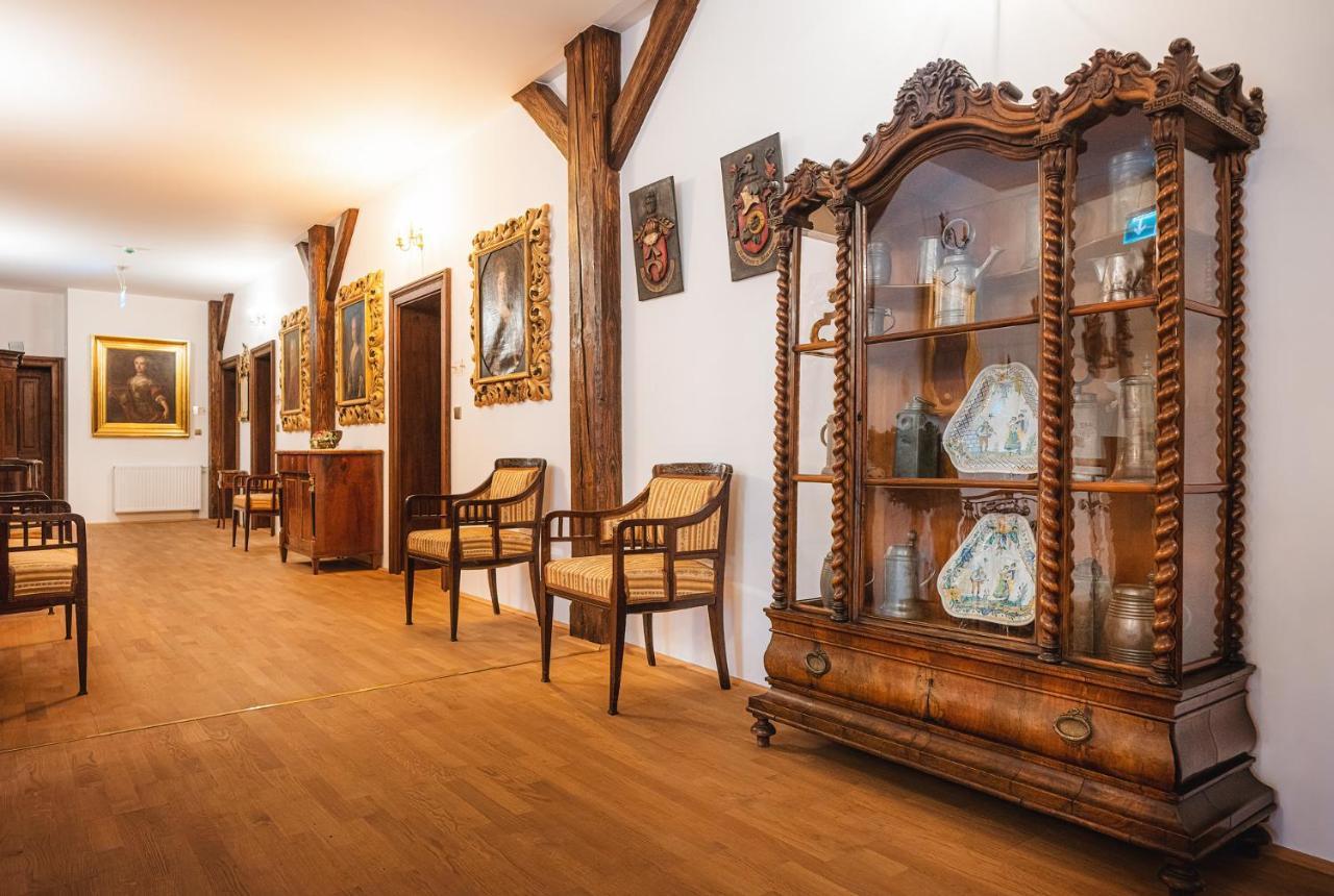 Château Rychvald Hotel Ngoại thất bức ảnh